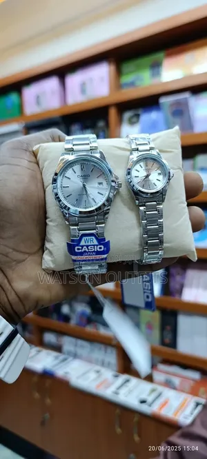 Unisex Waterproof Analog Watches New and Original