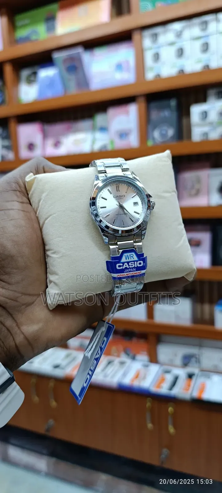 Unisex Waterproof Analog Watches New and Original