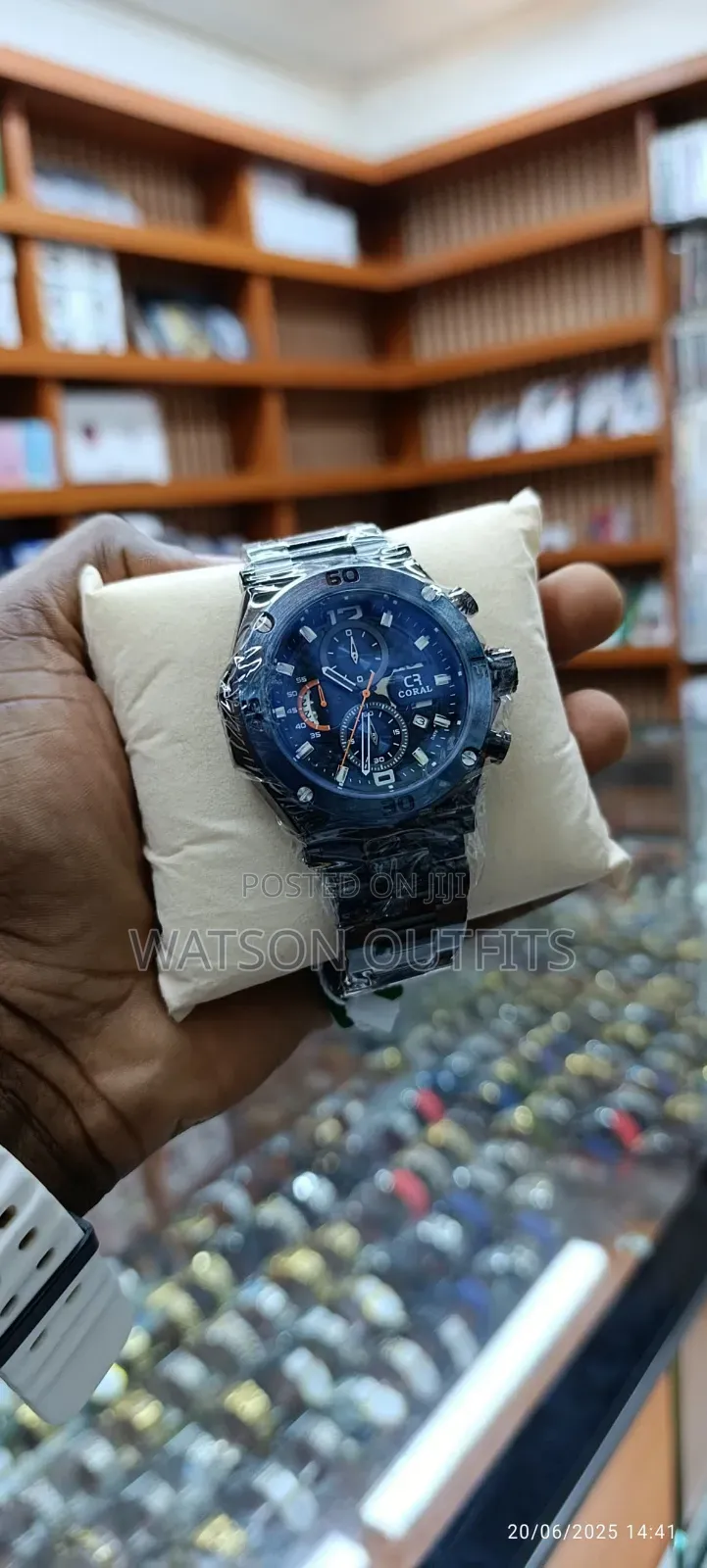 Best Quality Assured Men's Top Class Watches