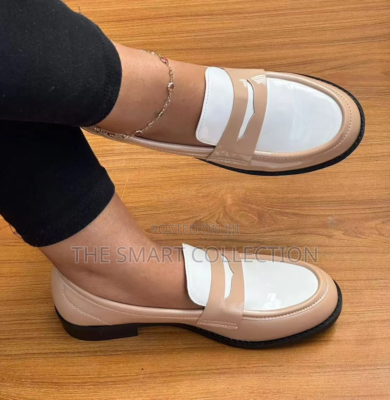 Ladies Flat Shoes