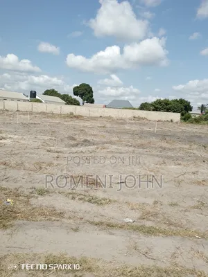 Kiwanja Kinauzwa Milioni 5 Ukonga Bombambili.