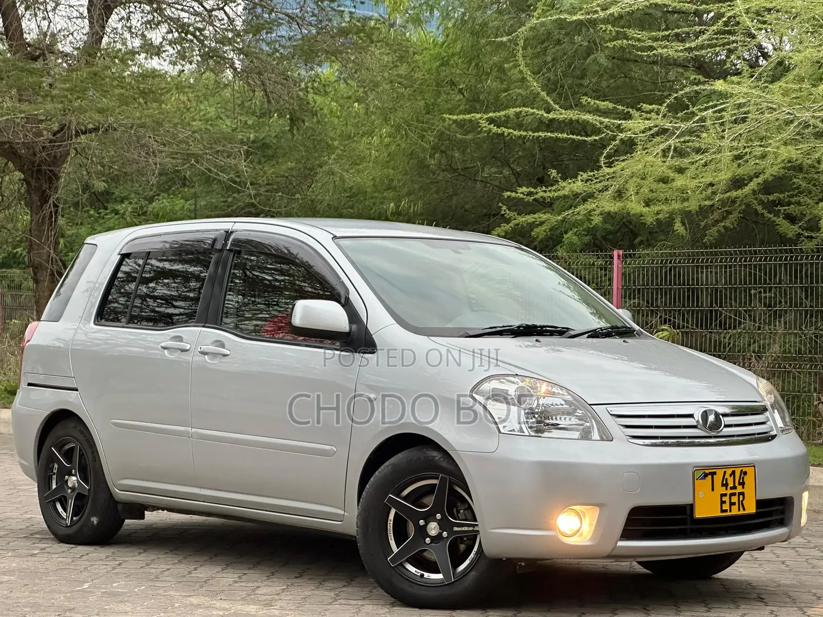 Toyota Raum 2008 Silver