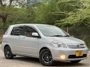 Toyota Raum 2008 Silver