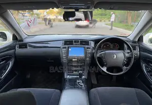 Toyota Crown 2007 White