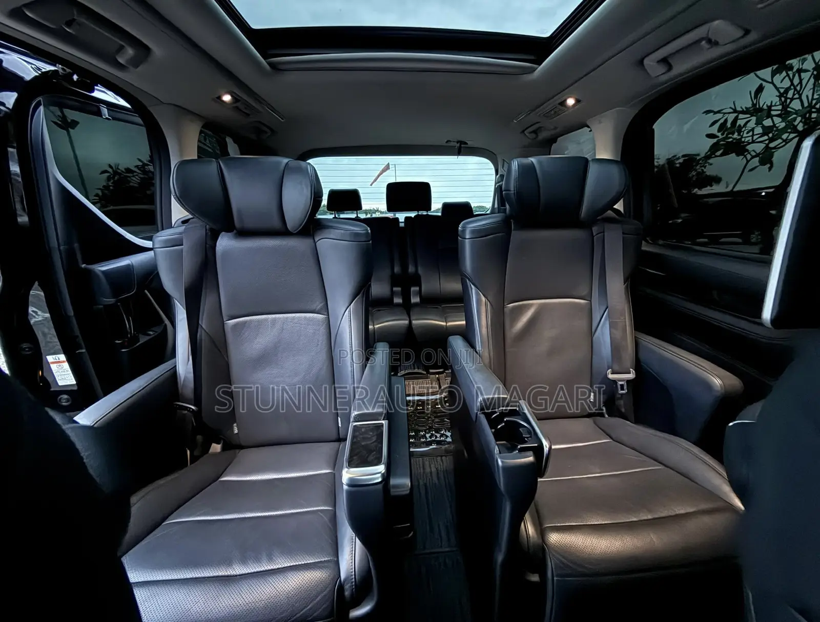 Toyota Vellfire 2015 Black