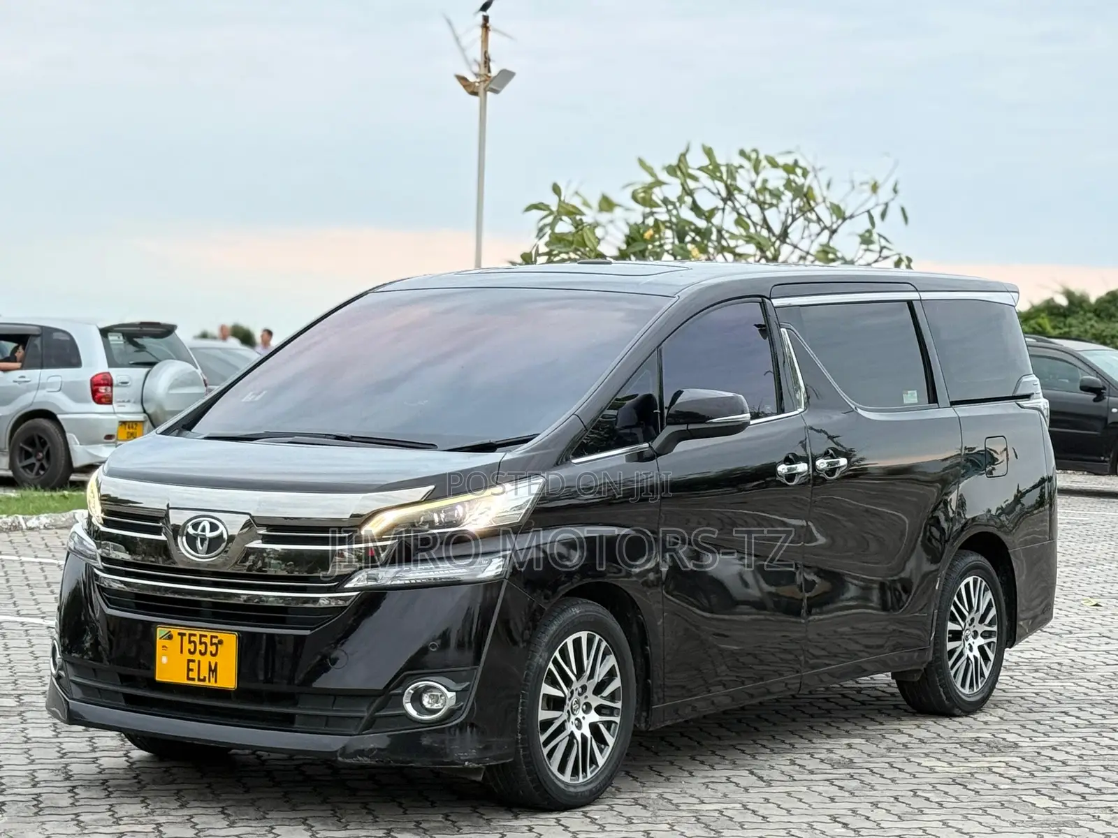 Toyota Vellfire 2015 Black
