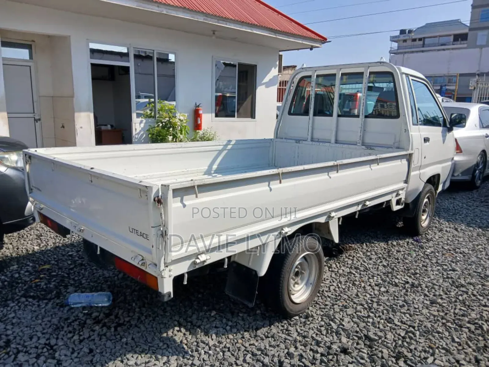 Toyota Lite-ace 2003 White