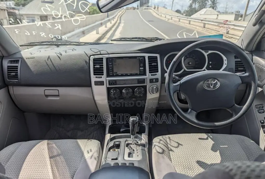 Toyota Hilux Surf 2.7 SSR 2006 Black