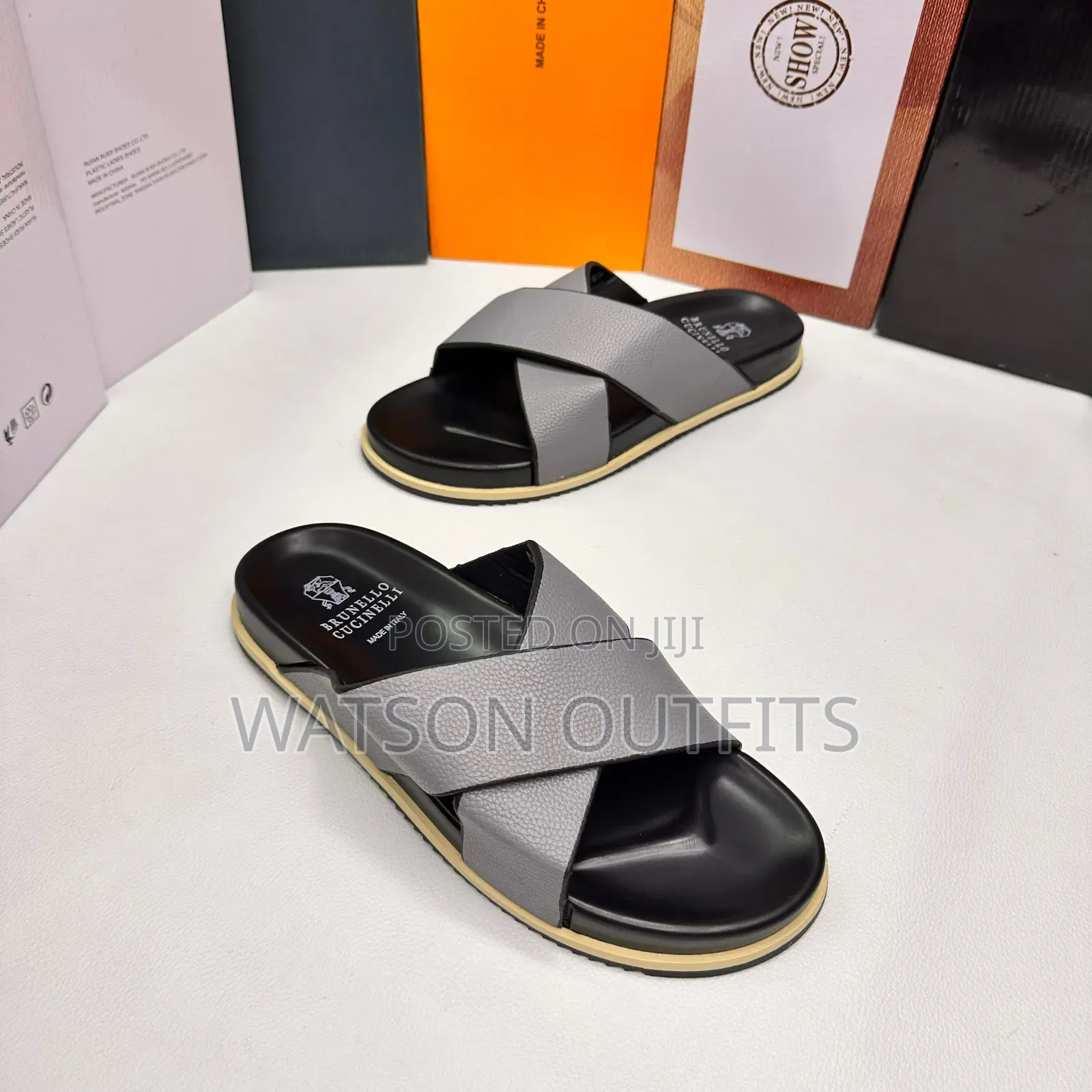 Men's Two Coloured New Sandals With Leather Materials Pure
