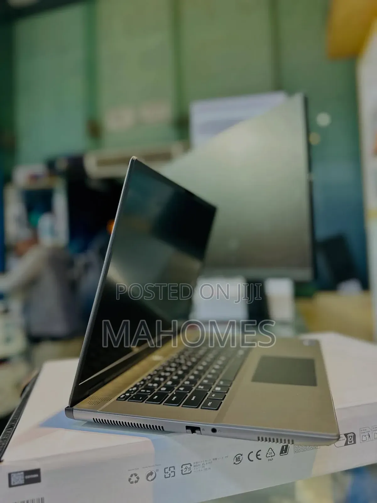New Laptop Dell Alienware M16 R2 32GB Intel Core Ultra 9 SSD 1T