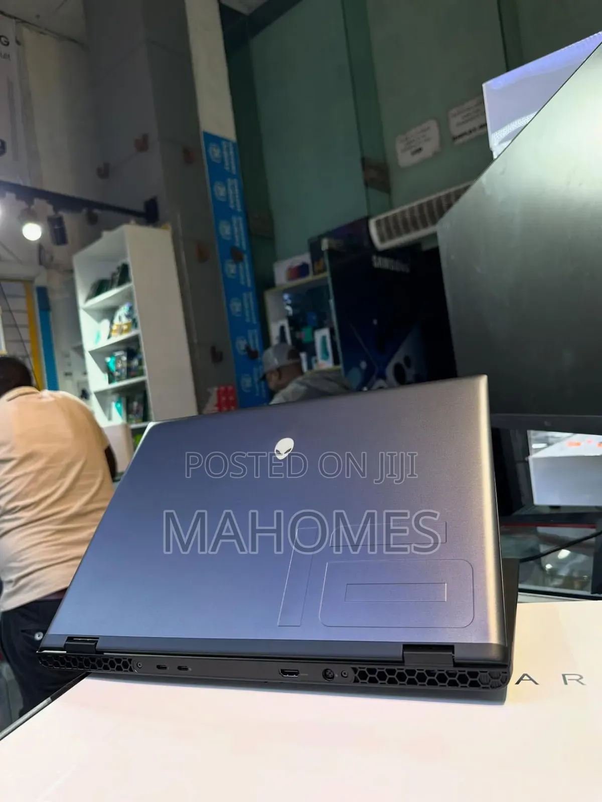New Laptop Dell Alienware M16 R2 32GB Intel Core Ultra 9 SSD 1T