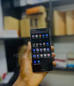 Sharp Aquos zero6 128 GB Black