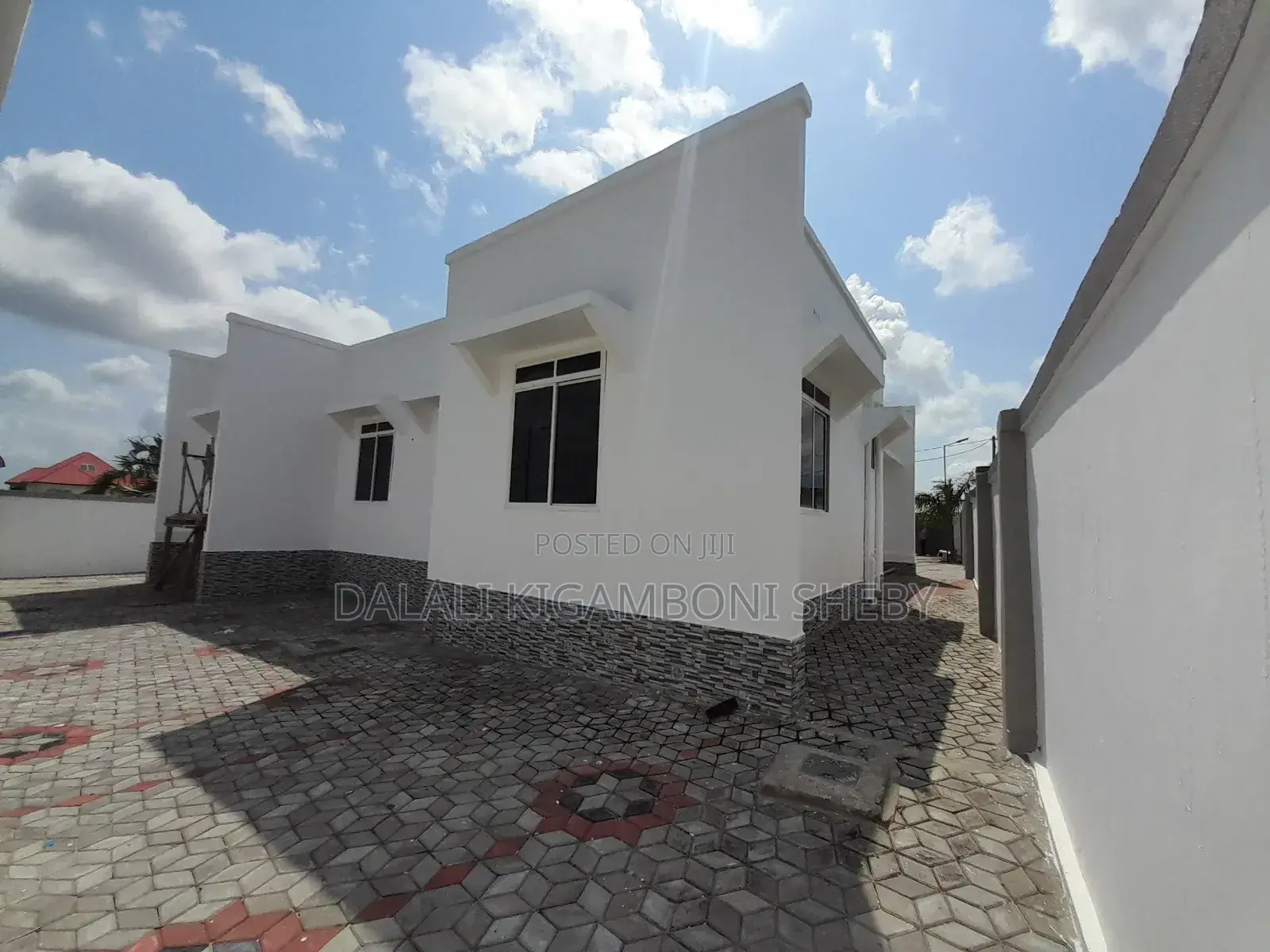 4bdrm House in Kigamboni Dege for sale