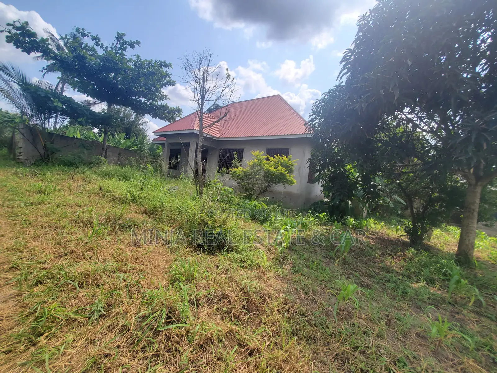 3bdrm House in Goba for sale