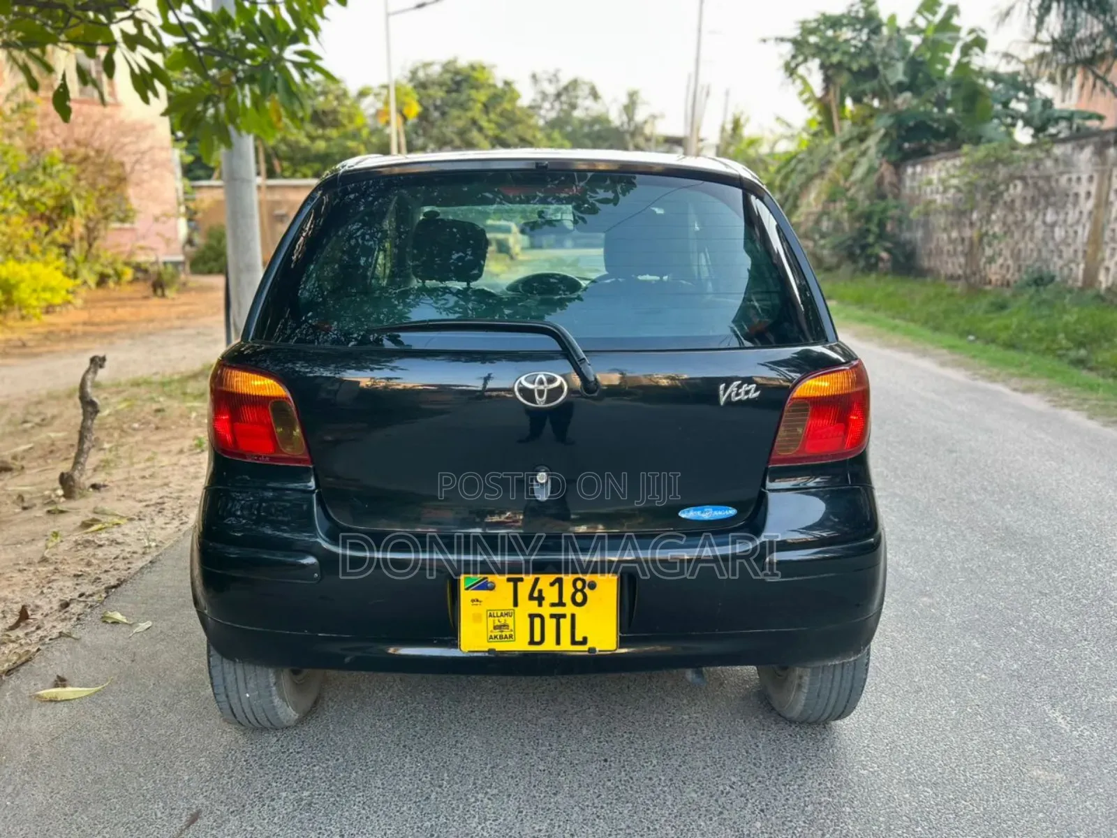 Toyota Vitz 2004 Black