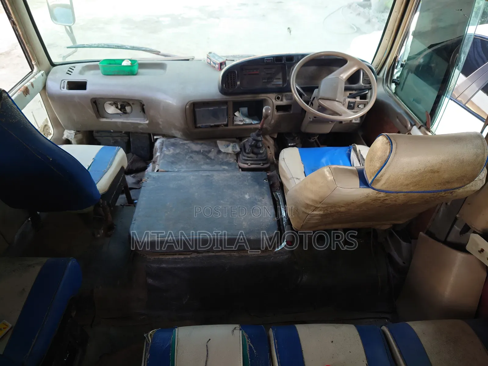 Toyota Coaster 1999 White