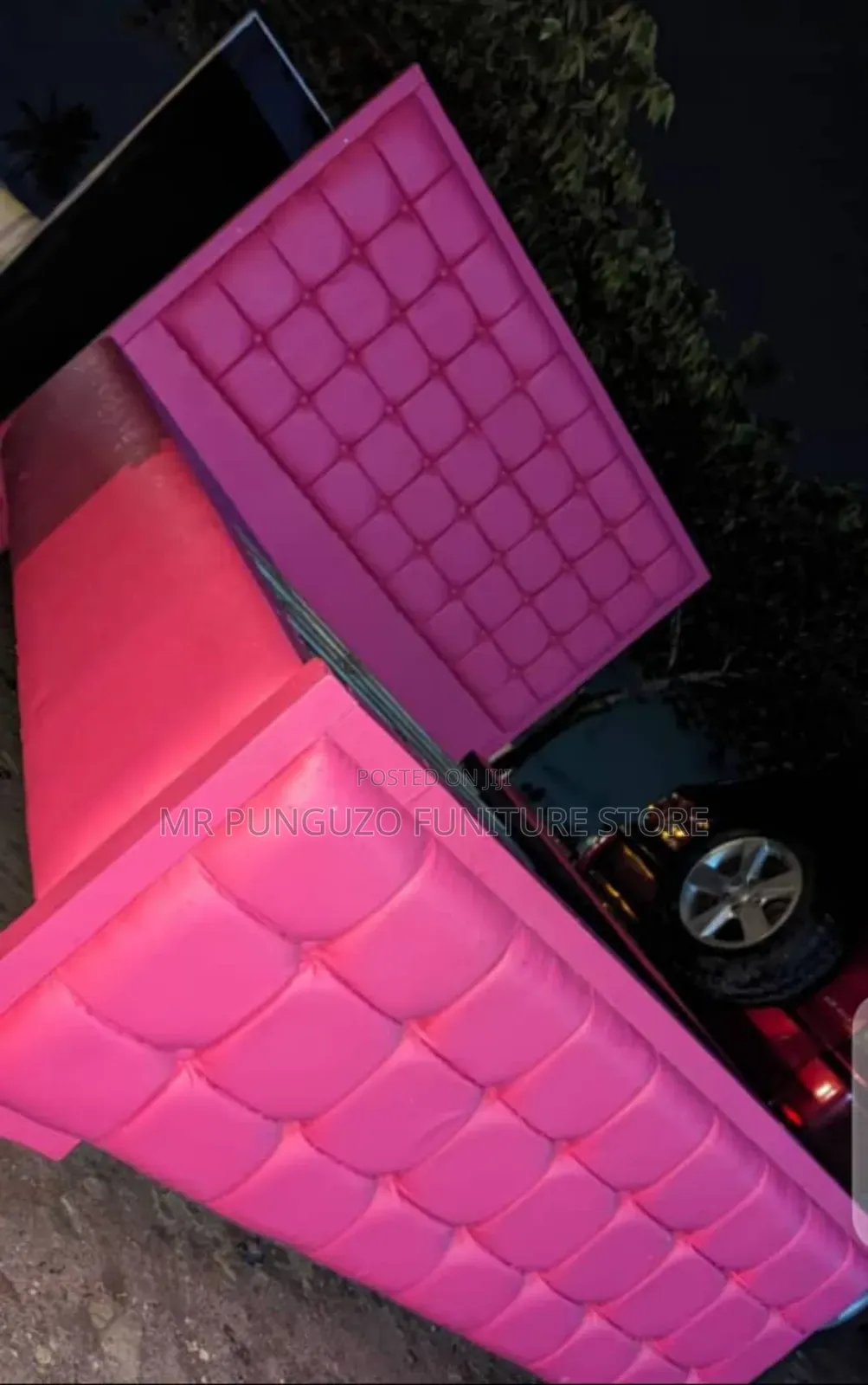 Bed Sofa Classic Sana Rangi Ya Pink 5/6