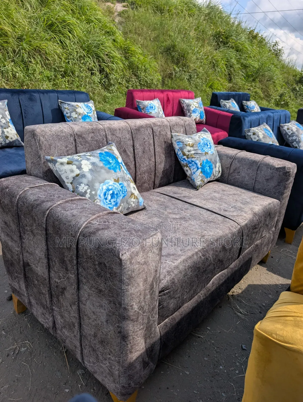Sofa Classic Sana Watu Wawili Kijivu