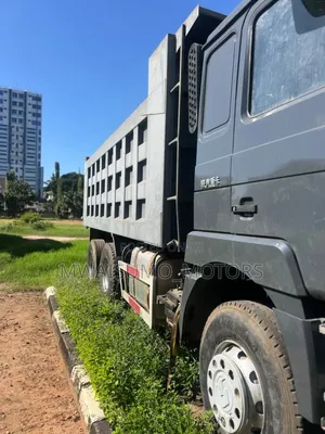 Shacman F3000 Truck for Sale