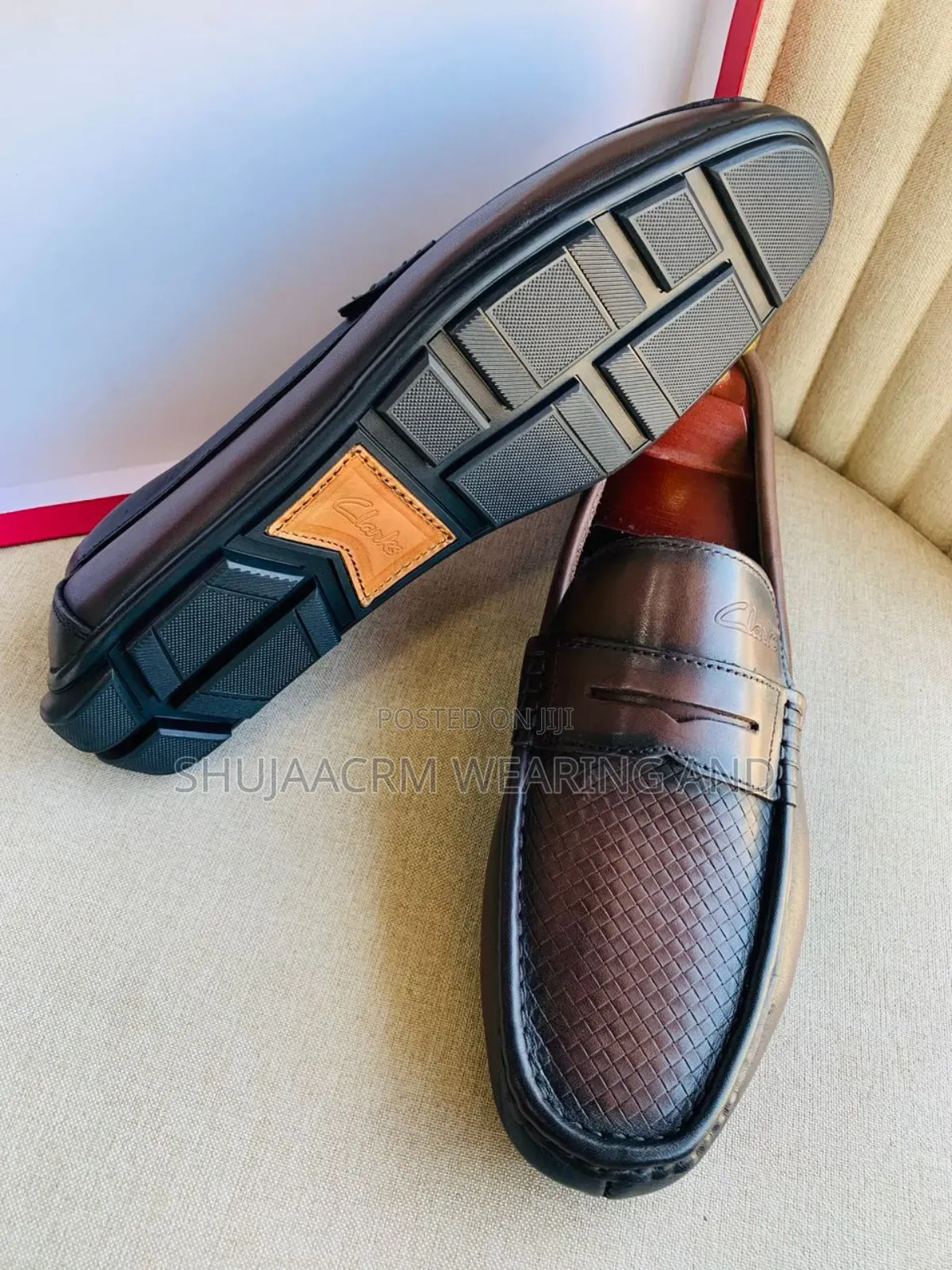 Perfomance Meets Panance/Quality Simple Moccains