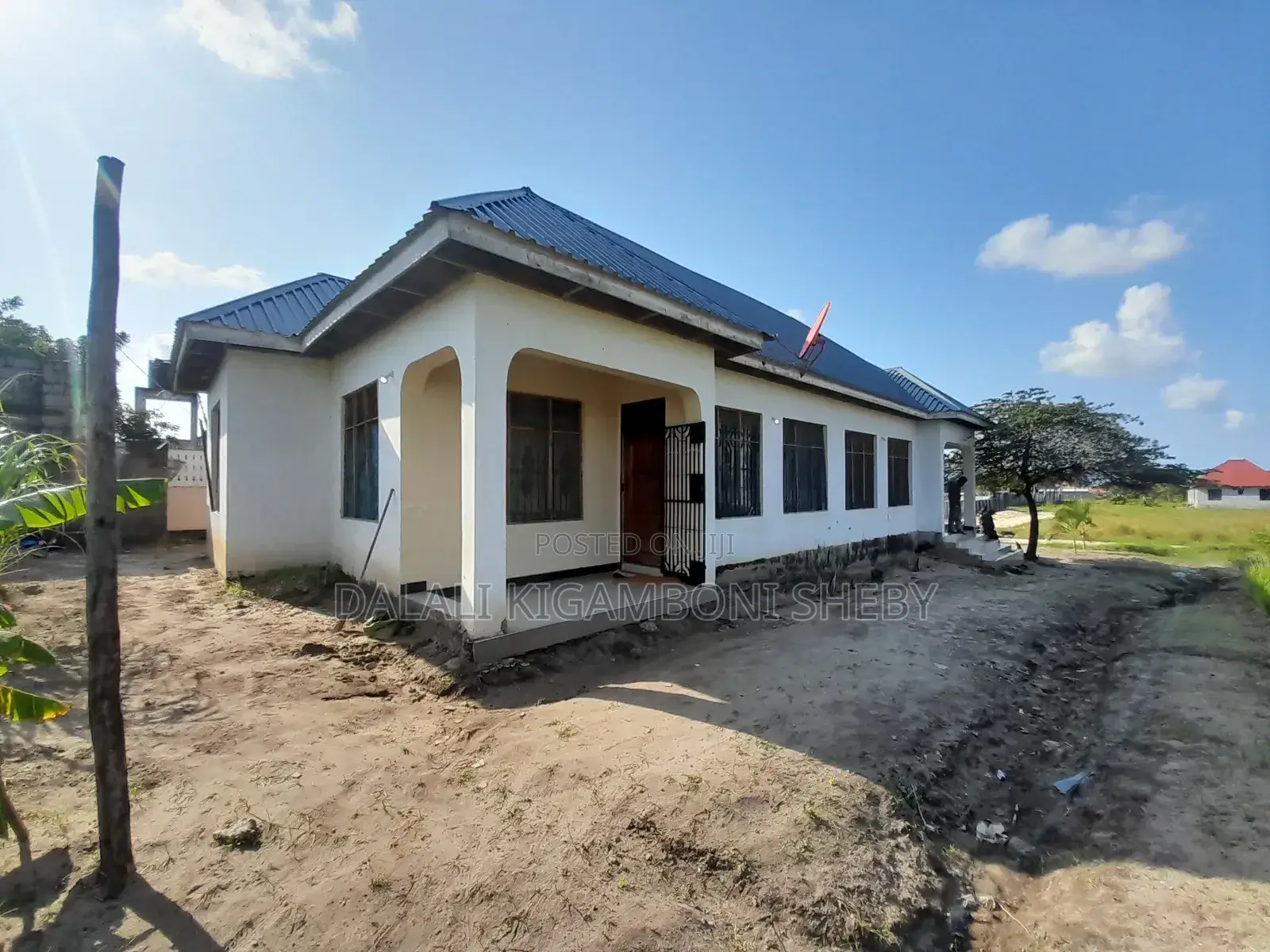 4bdrm Apartment in Kigamboni Kibada for sale