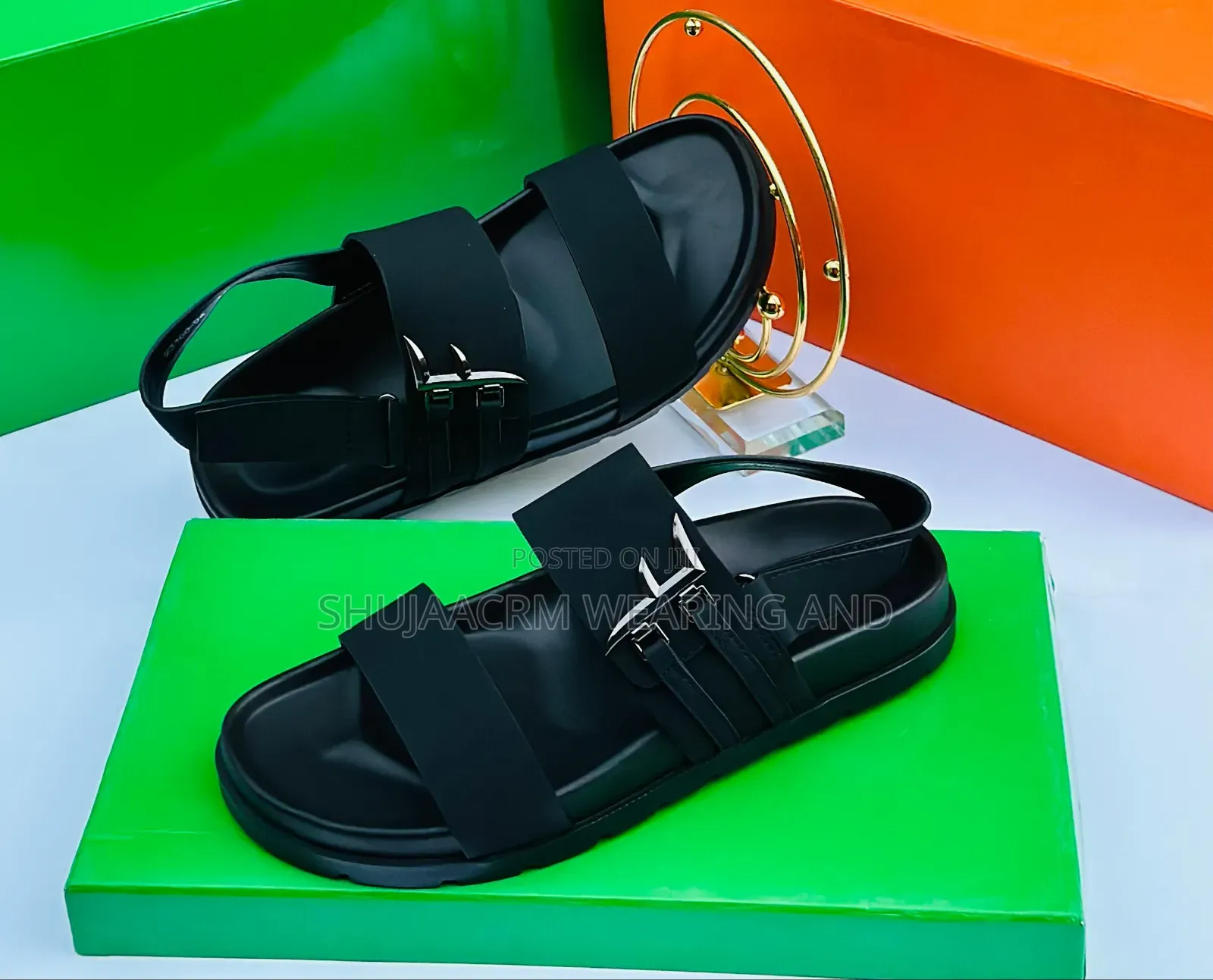 Got Where You Need to Be in Style Short and Catch Sandals