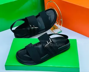 Got Where You Need to Be in Style Short and Catch Sandals