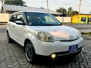 Mazda Verisa 2010 White