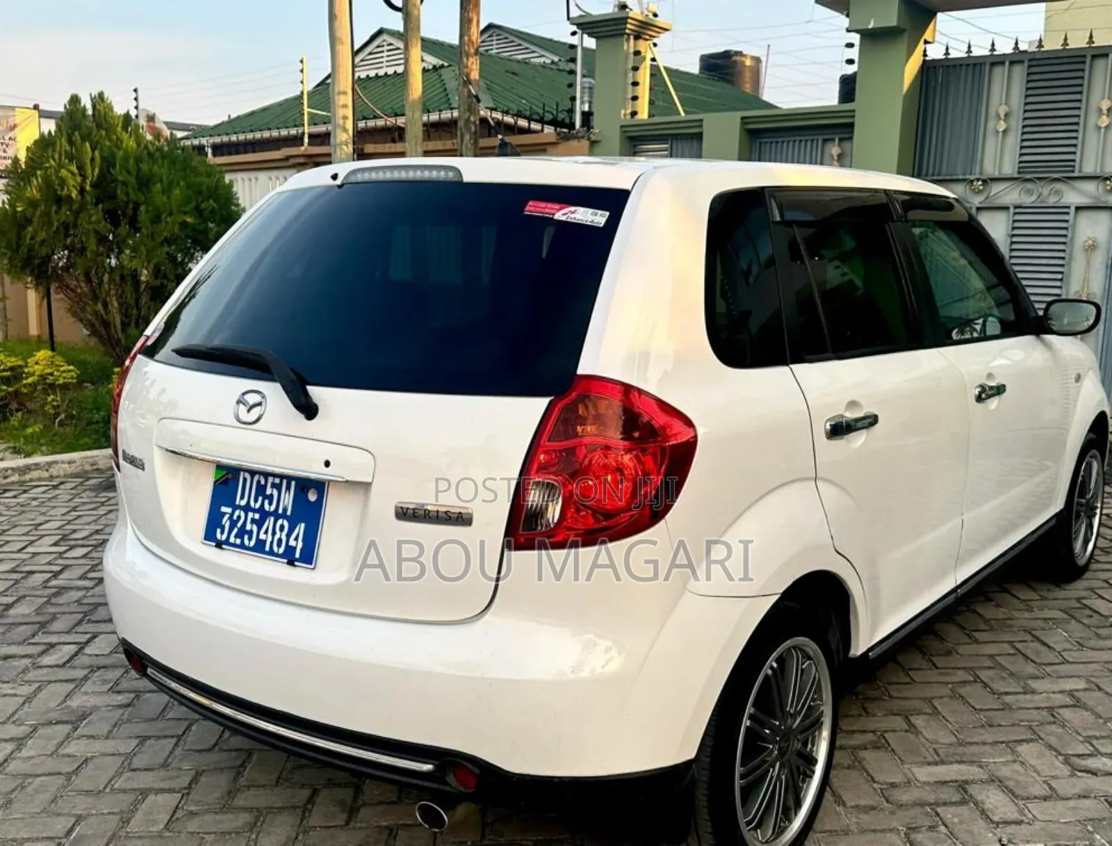Mazda Verisa 2010 White