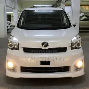 Toyota Voxy 2012 White