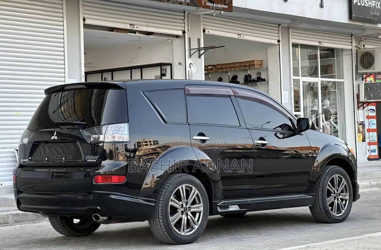 Mitsubishi Outlander 2.4 2008 Black
