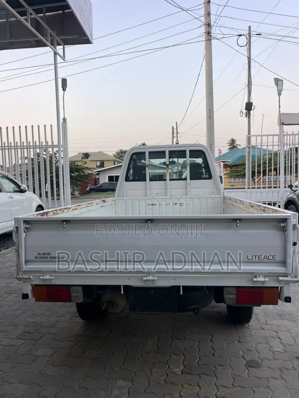 Toyota Townace Truck 1 Tonnes Unregistered Mpya.