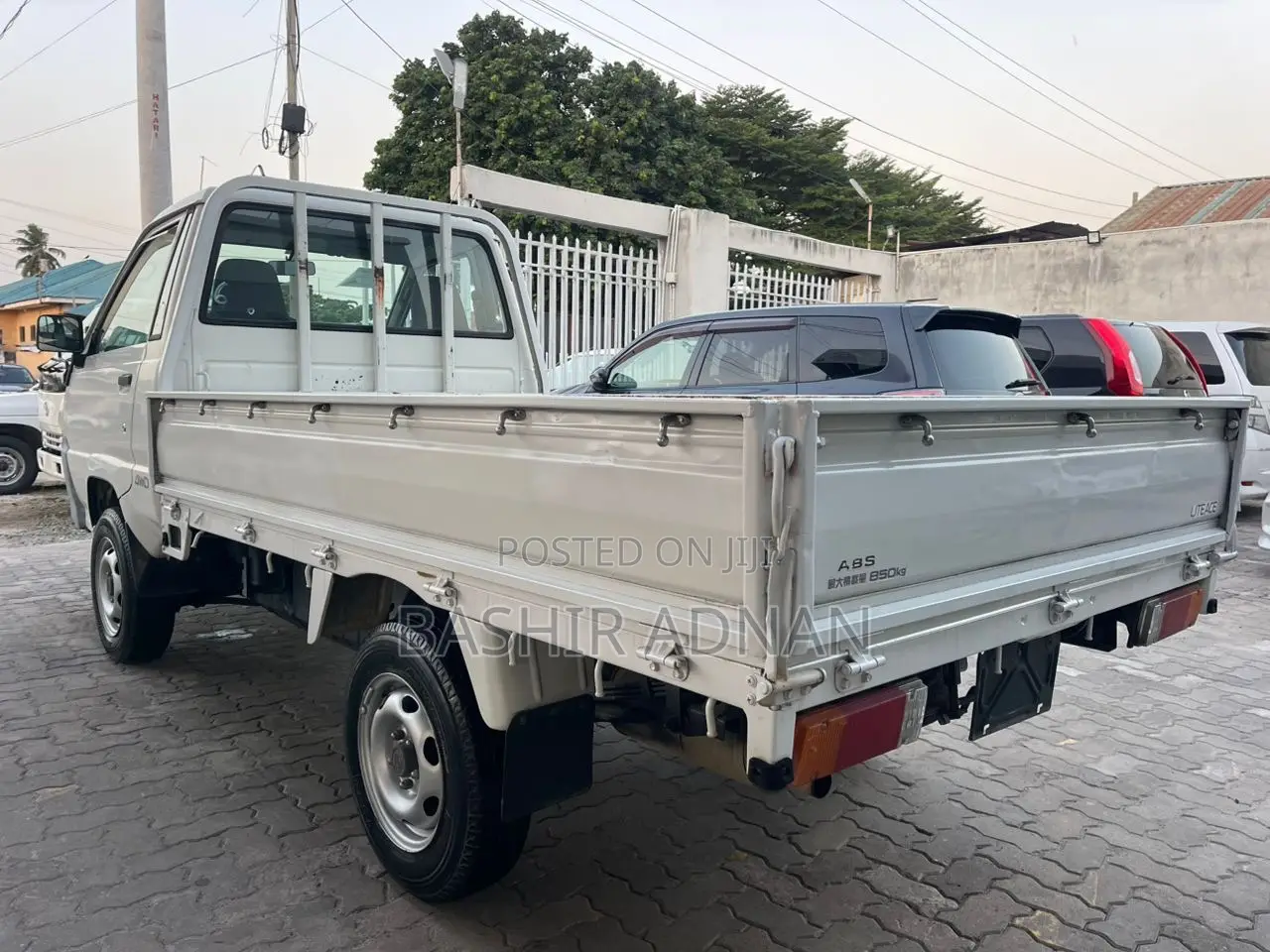 Toyota Townace Truck 1 Tonnes Unregistered Mpya.