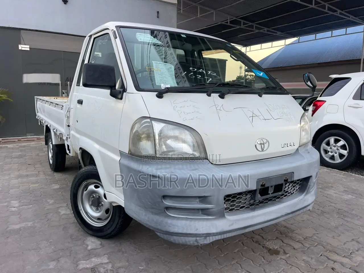 Toyota Townace Truck 1 Tonnes Unregistered Mpya.