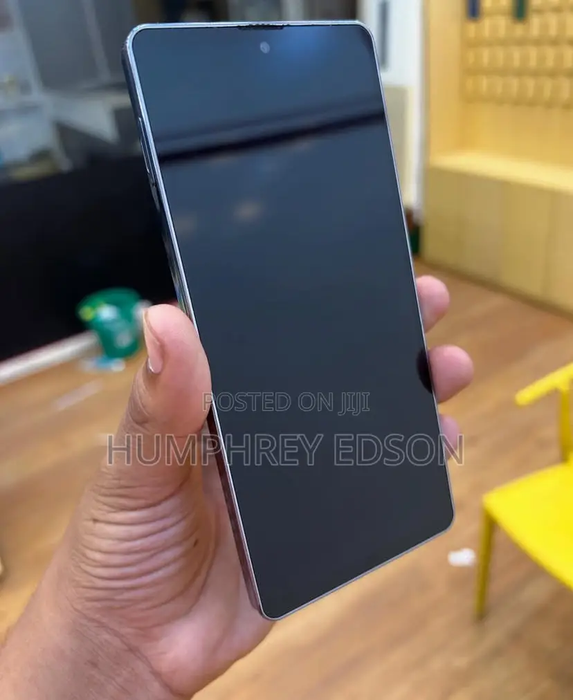Sharp Aquos zero6 128 GB Black