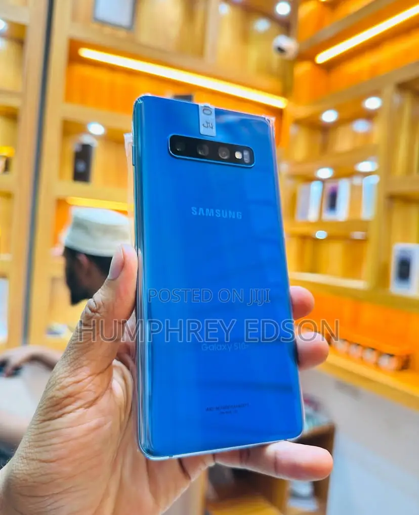 Samsung Galaxy S10 Plus 128 GB Blue