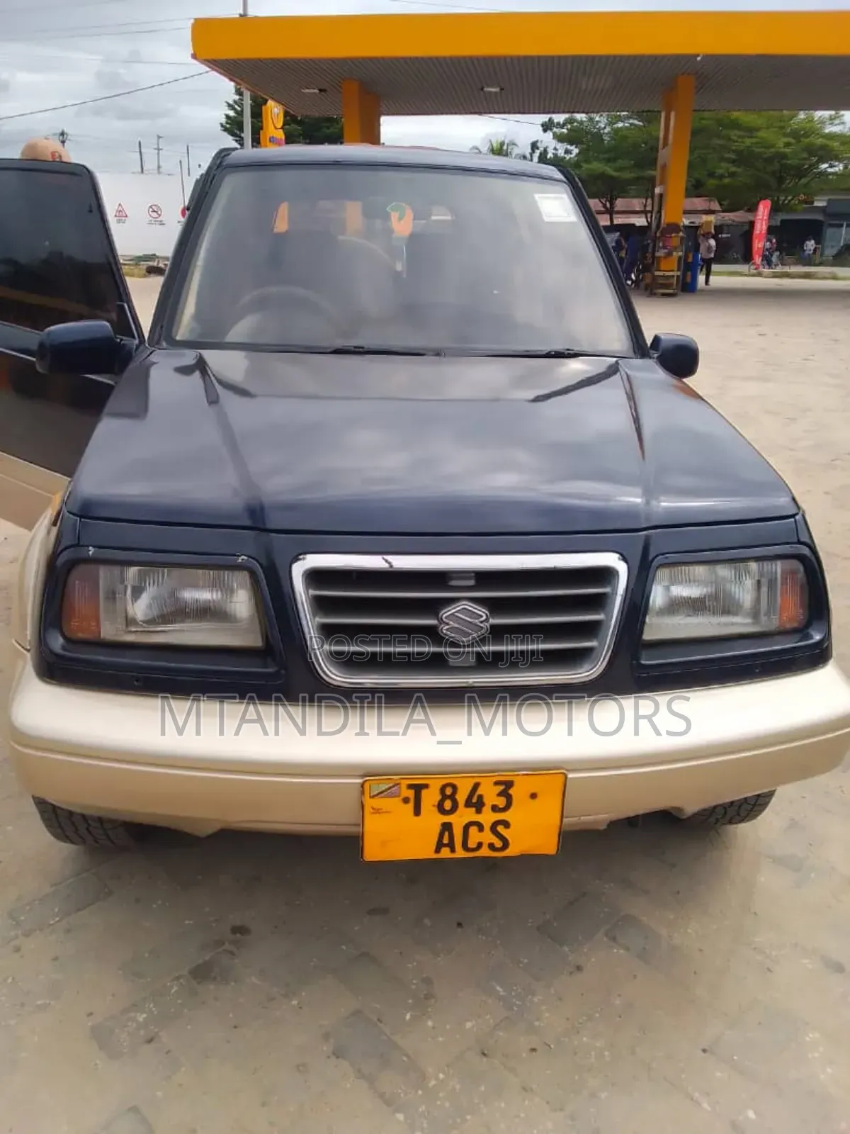 Suzuki Escudo 1999 Blue