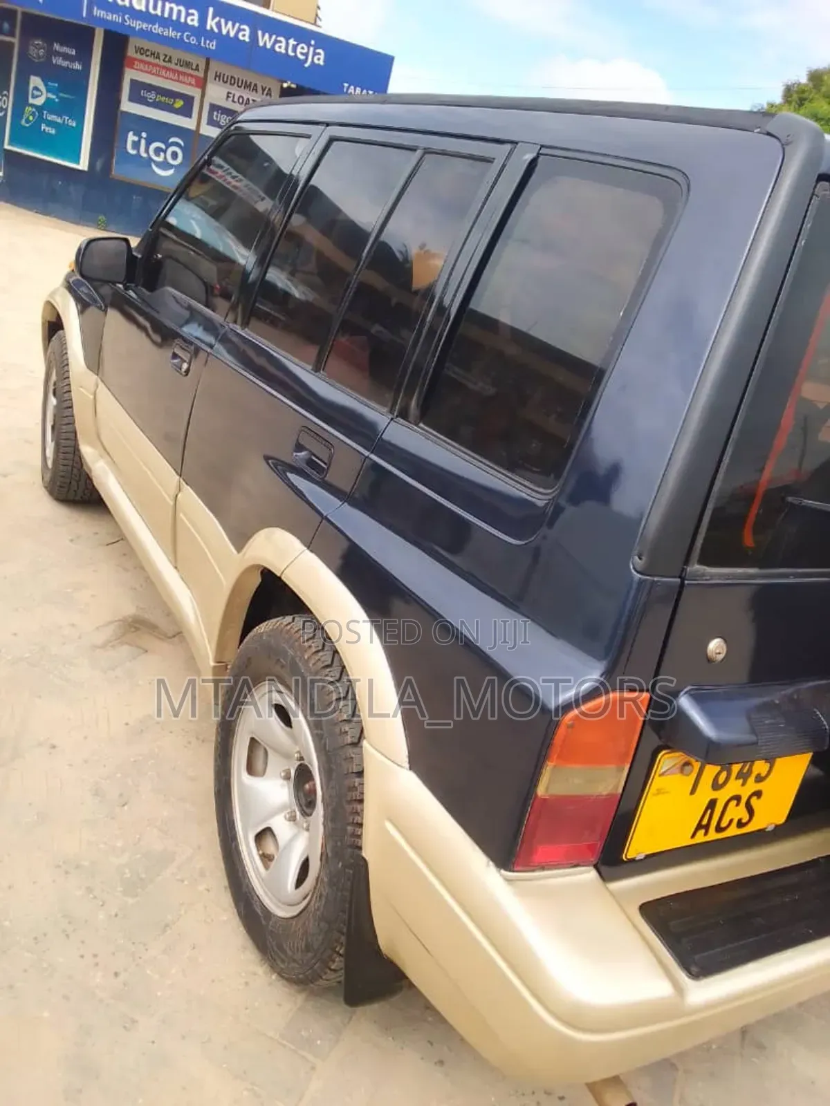 Suzuki Escudo 1999 Blue