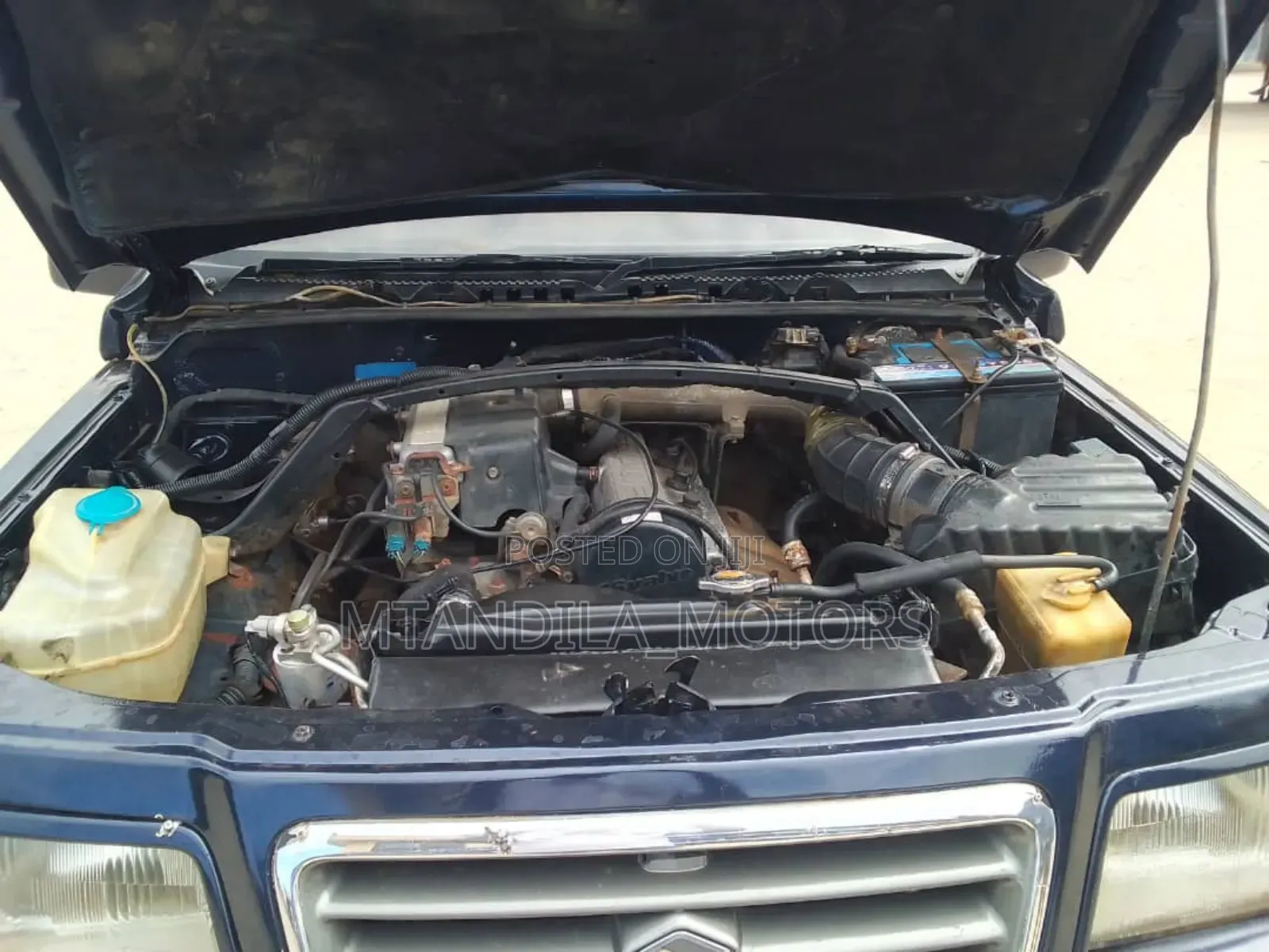 Suzuki Escudo 1999 Blue