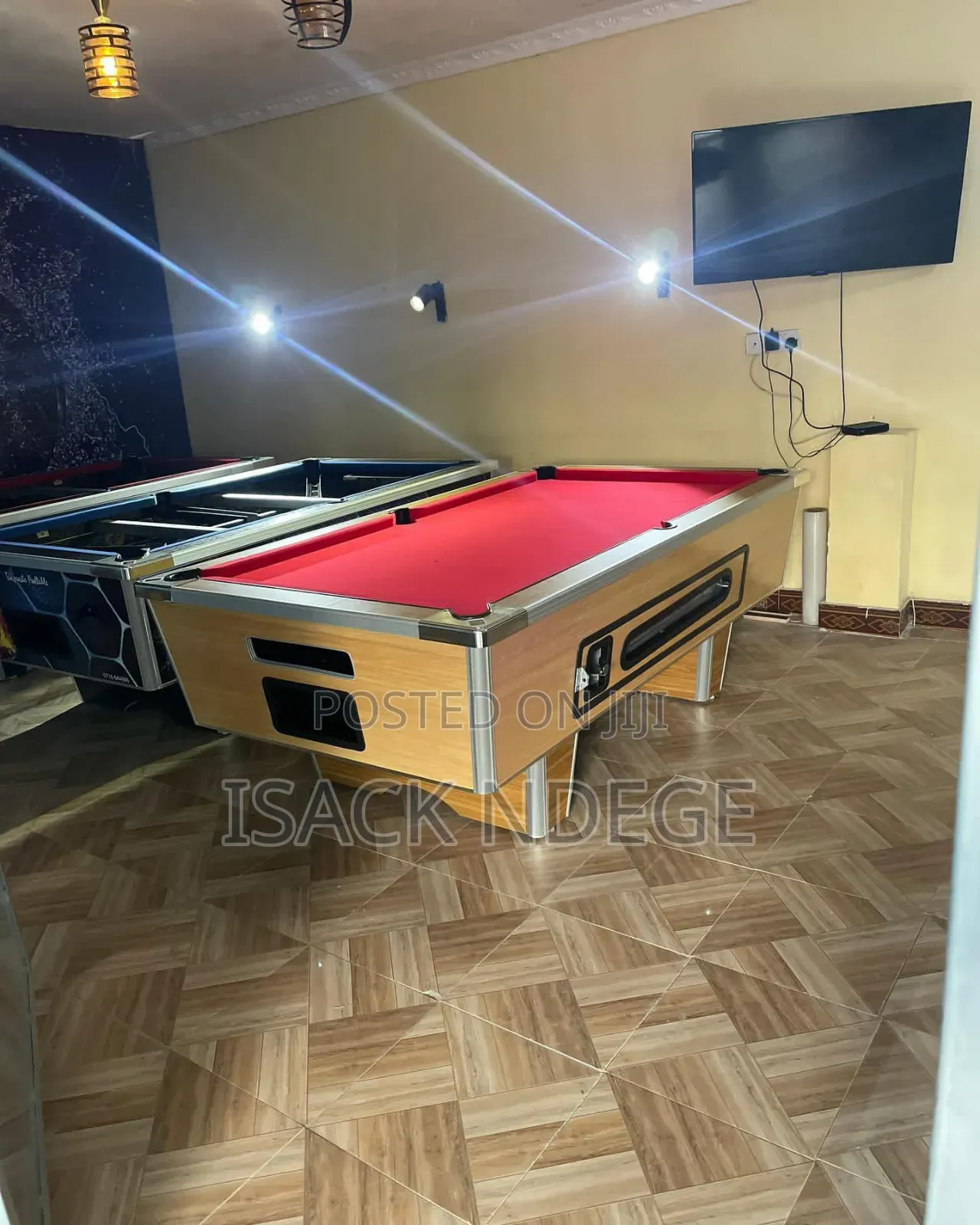 Billiards/ Pooltable for Sale