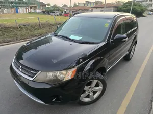 Photo - Mitsubishi Outlander 2009 Black