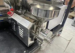 Cereal Flour Mill Grinder 300kg/Hr