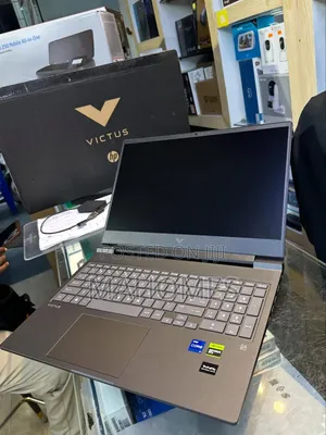 New Laptop HP Victus 16 16GB Intel Core I7 SSD 1T
