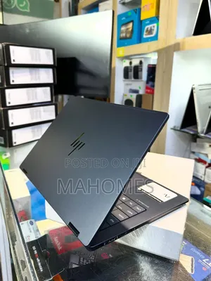New Laptop HP 16GB Intel Core Ultra 7 SSD 1T