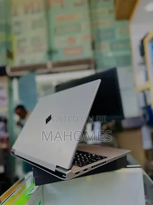 New Laptop 3GB Intel Core I7 SSD 1T
