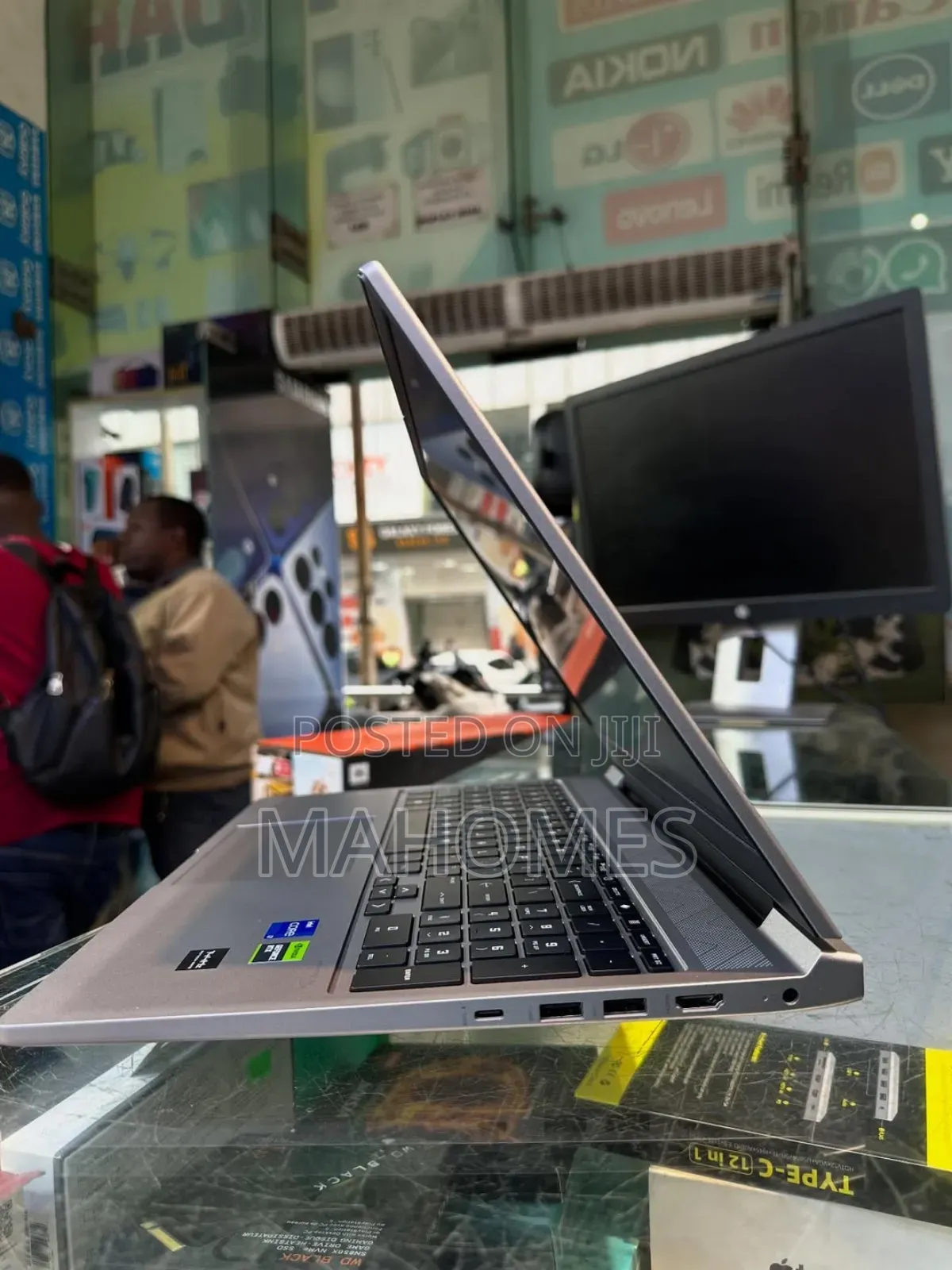 New Laptop 3GB Intel Core I7 SSD 1T