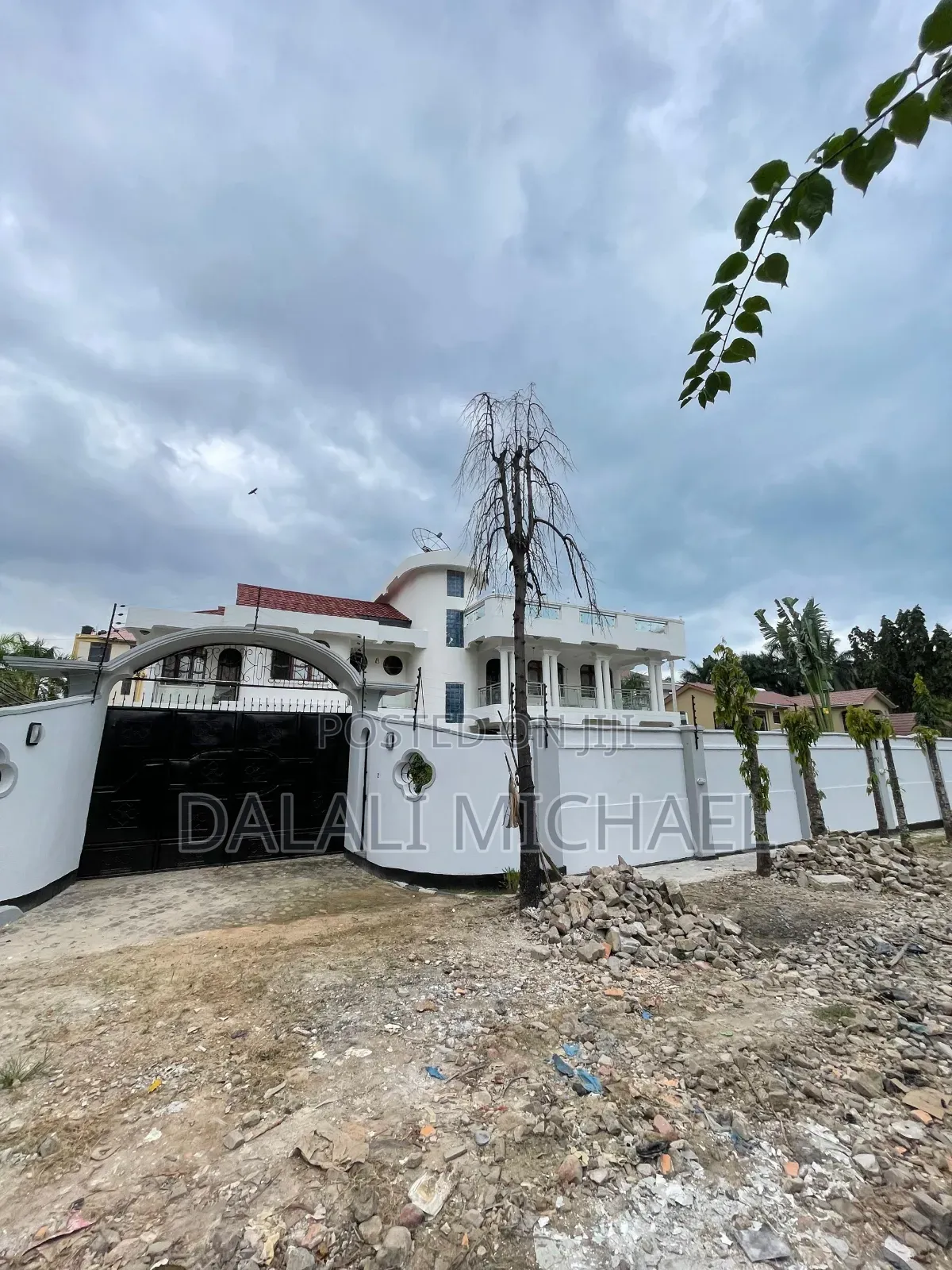 5bdrm House in Mbezibeach for rent