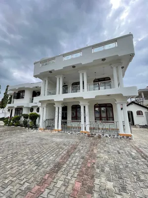 5bdrm House in Mbezibeach for rent