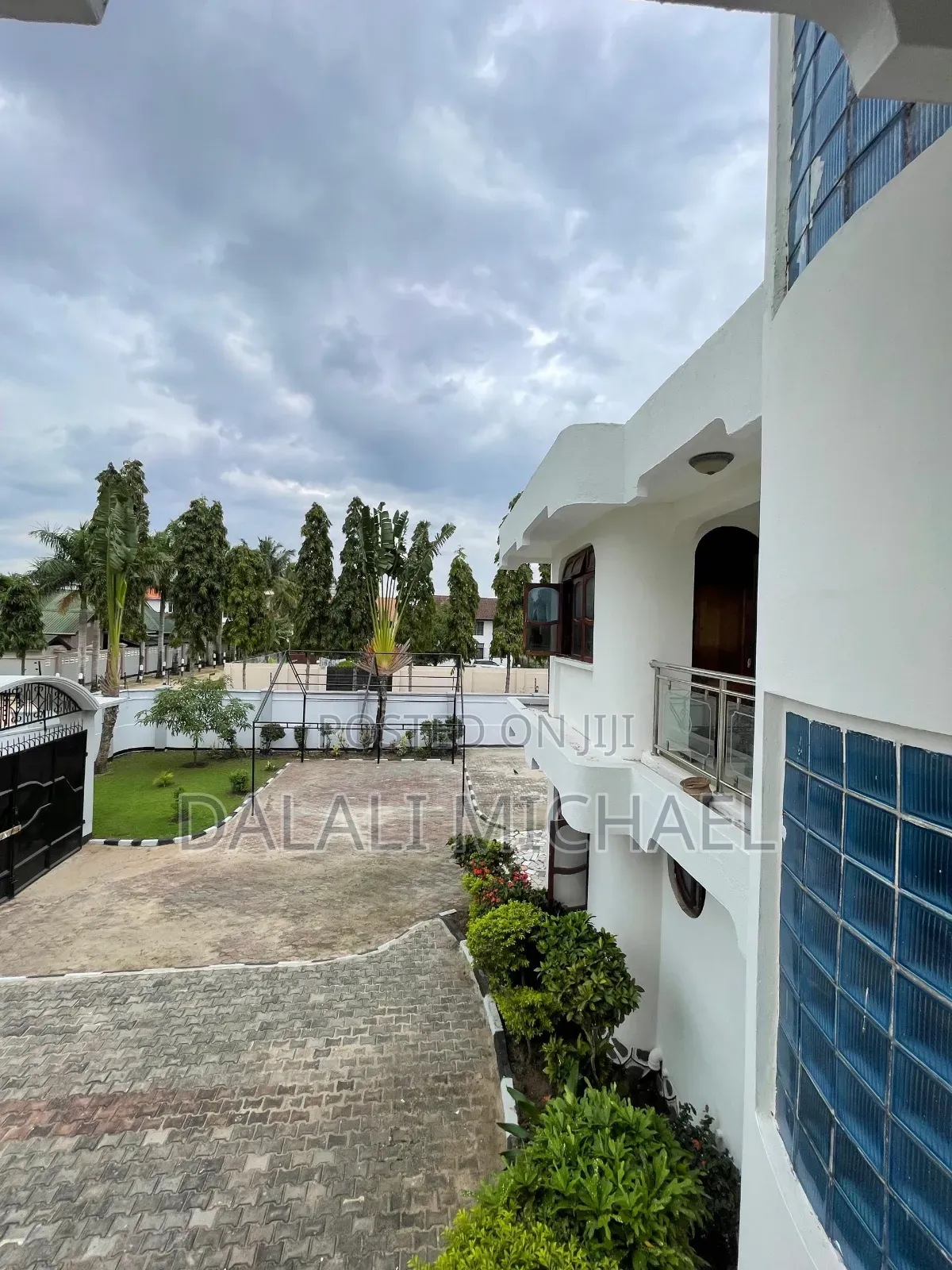 5bdrm House in Mbezibeach for rent