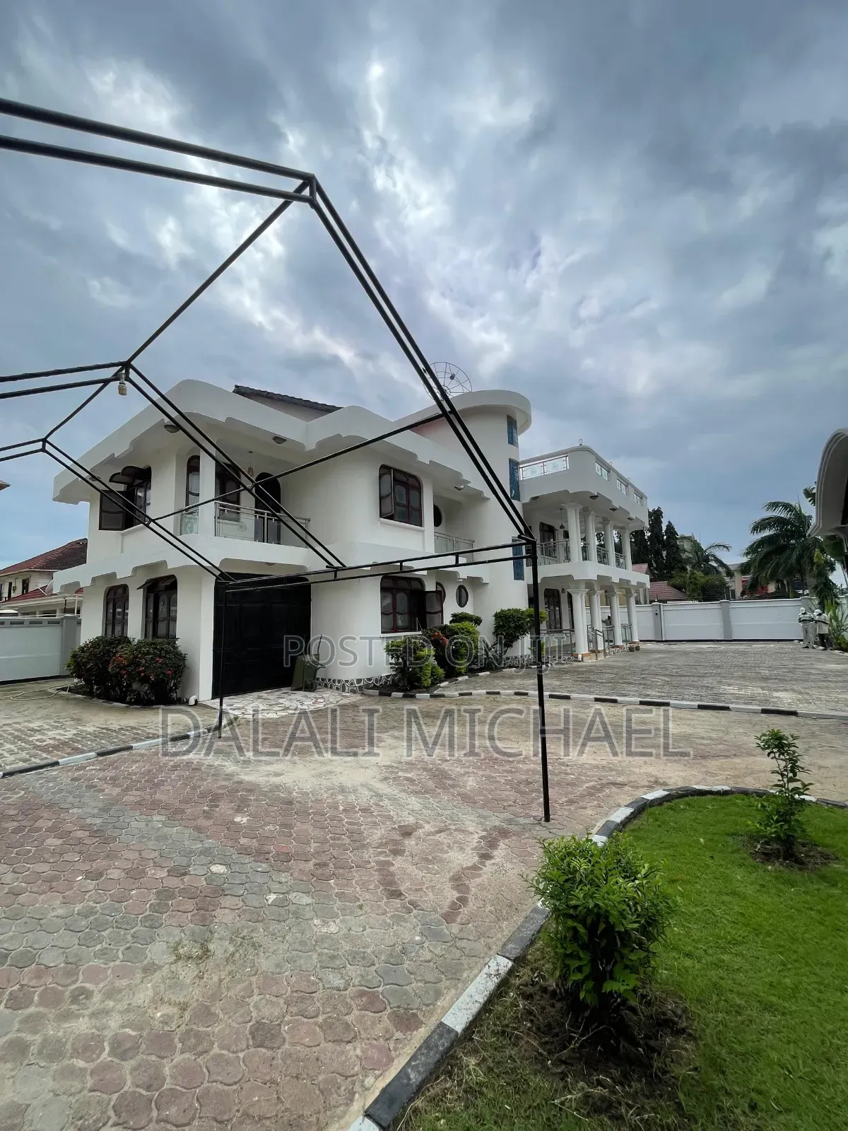 5bdrm House in Mbezibeach for rent